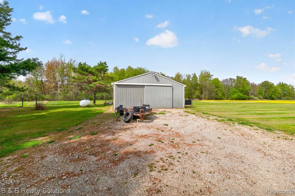 2927 N Blacks Corners Road, Imlay City, MI 48444 — Photo 42