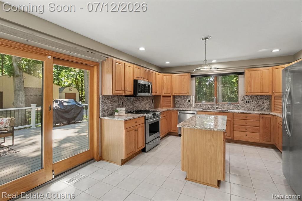 9828 Whisperwood Lane, Brighton, MI 48116 — Photo 9