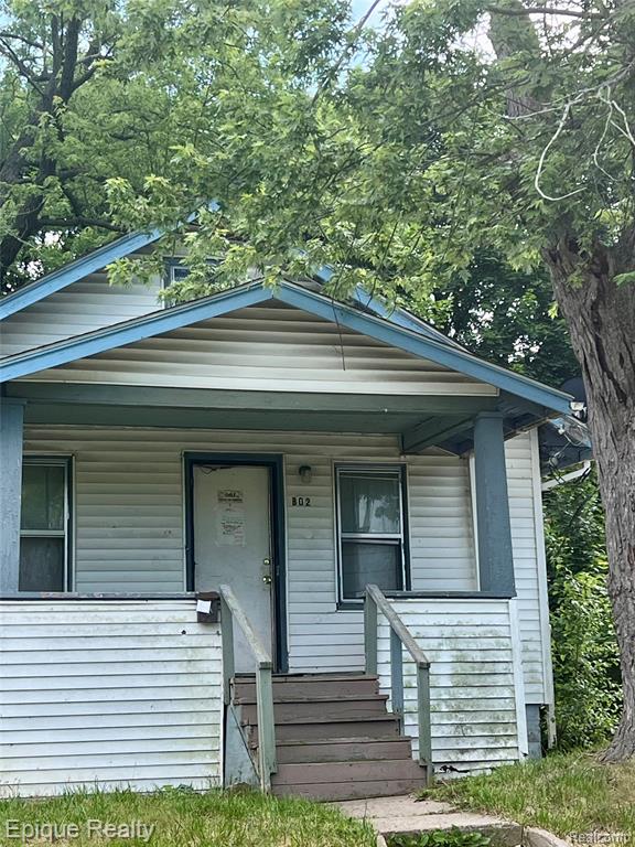 802 E Russell Avenue, Flint, MI 48505 — Photo 2