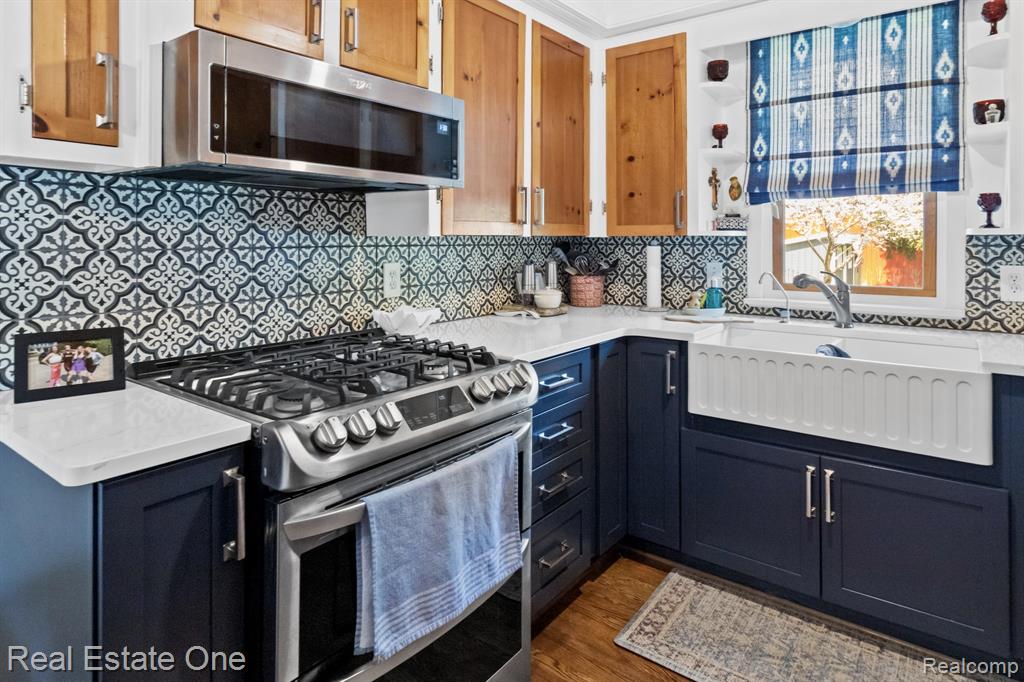 10191 Erie Street, Goodrich Vlg, MI — Photo 12