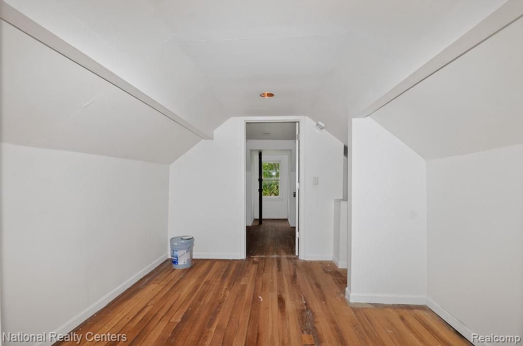 15105 Maplewood Avenue, Eastpointe, MI 48021 — Photo 22