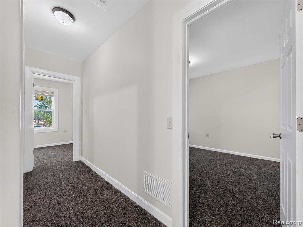 5345 Seebaldt Street, Detroit, MI 48204 — Photo 17