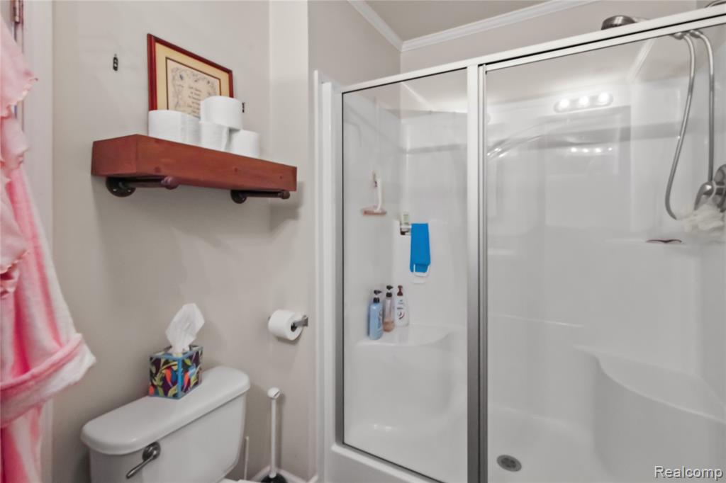 11160 Walden Court, South Lyon, MI 48178 — Photo 14