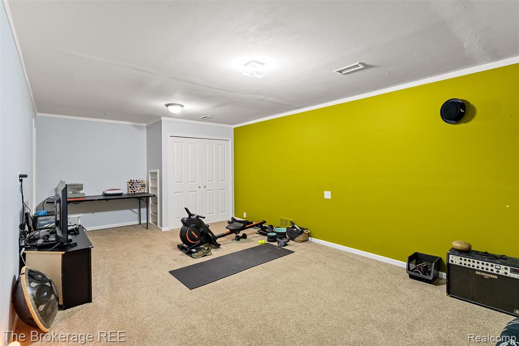 5950 Carscadden Way, Highland, MI — Photo 39
