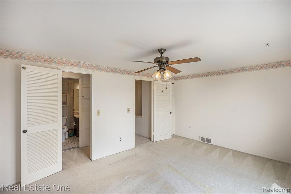 4288 15 MILE Road, Sterling Heights, MI 48310 — Photo 12