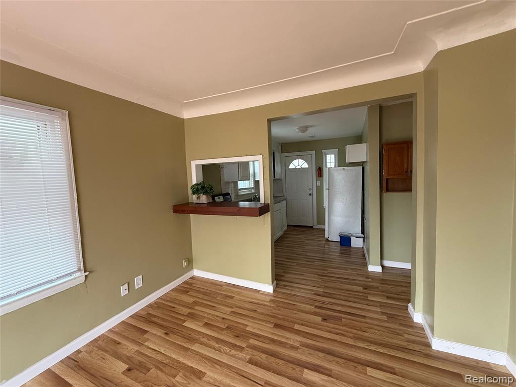 8209 Orchard Avenue, Warren, MI 48089 — Photo 5