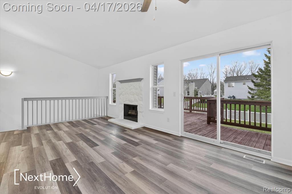 321 Oxford Court, Belleville, MI 48111 — Photo 10