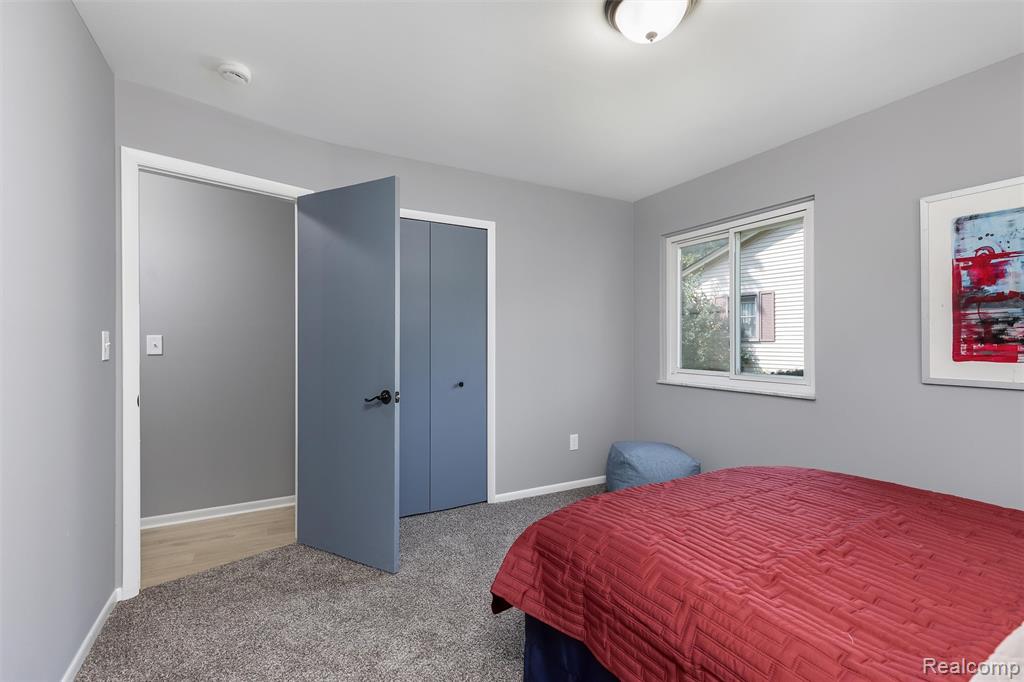 9844 Klais Court, Clarkston, MI 48348 — Photo 14