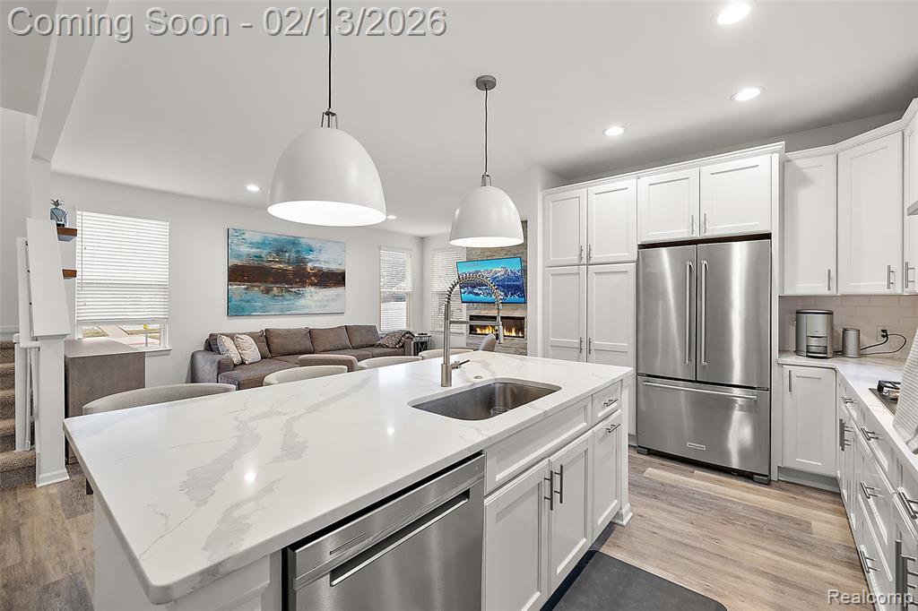 4201 Kent Road, Royal Oak, MI 48073 — Photo 11