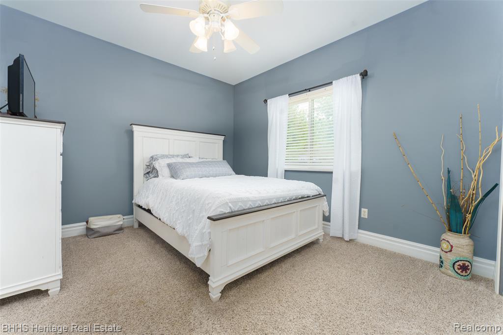 6952 Sharpe Road, Fowlerville, MI 48836 — Photo 29