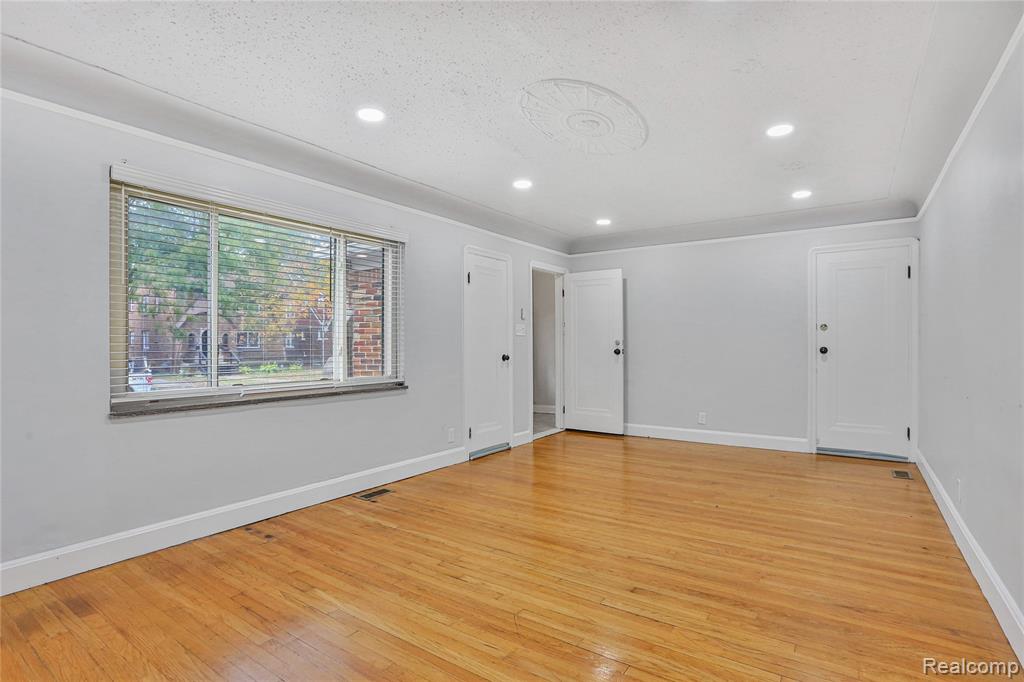 4850 Grayton Street, Detroit, MI 48224 — Photo 4