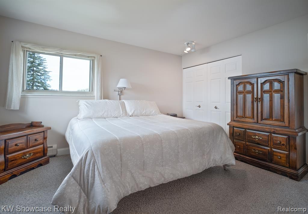 9145 SANDY RIDGE Drive, White Lake, MI — Photo 17