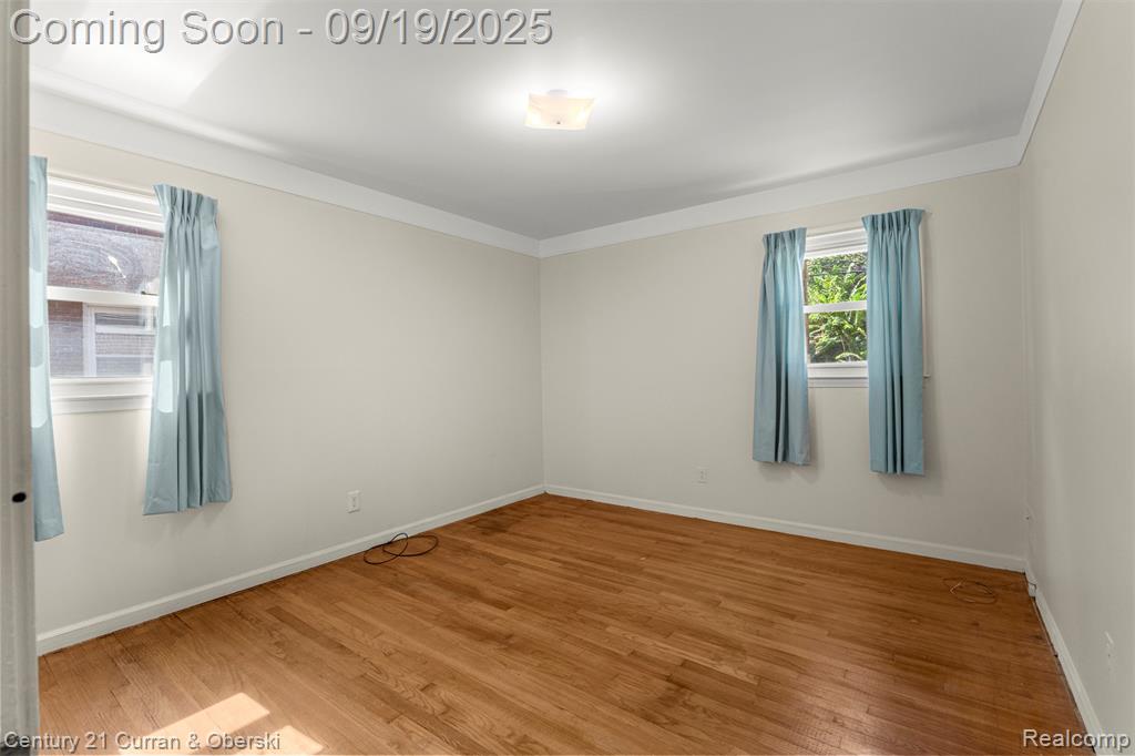 9001 Leverne, Redford, MI 48239 — Photo 24