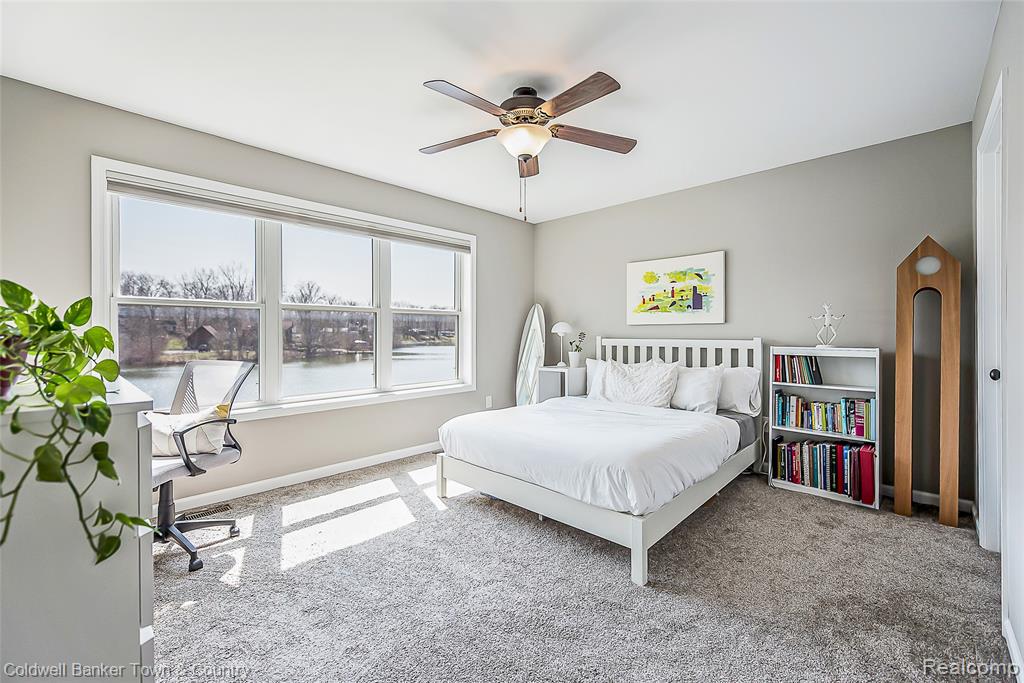 11634 Island Court, Hartland, MI 48353 — Photo 41
