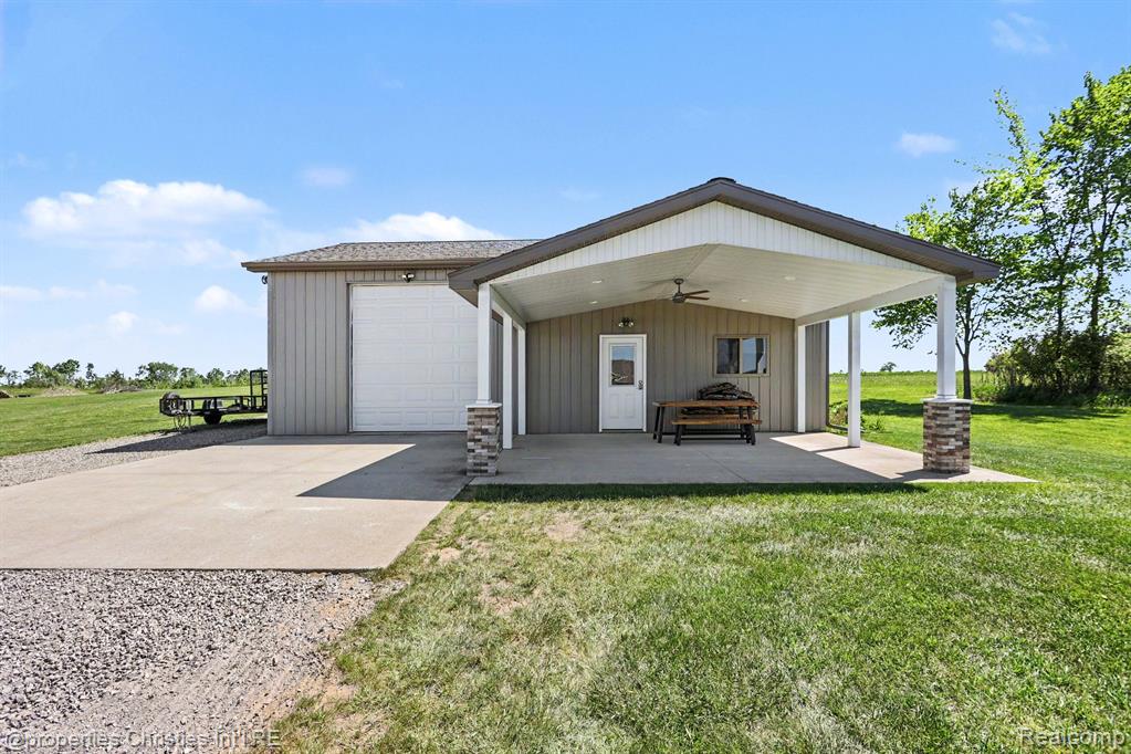 2260 Willow Bay Lane, Gladwin, MI 48624 — Photo 52