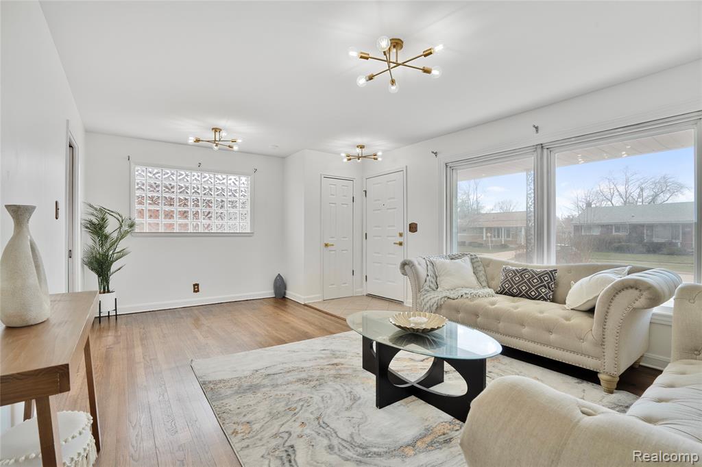 4971 Julius Boulevard, Westland, MI 48186 — Photo 7