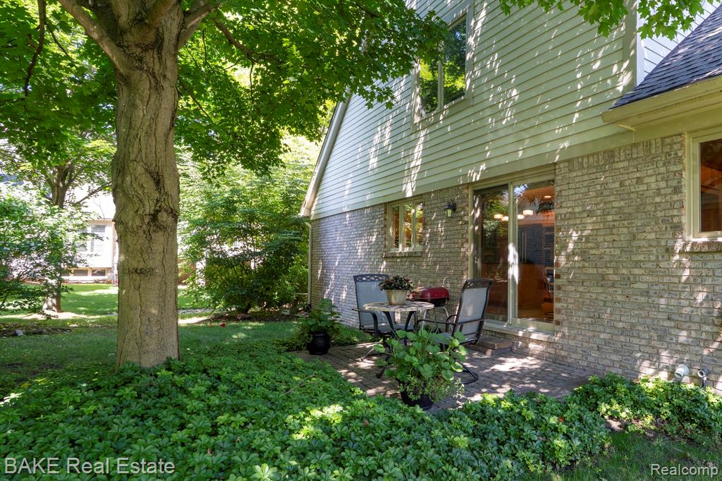 9407 Timberline Court, Plymouth, MI 48170 — Photo 23