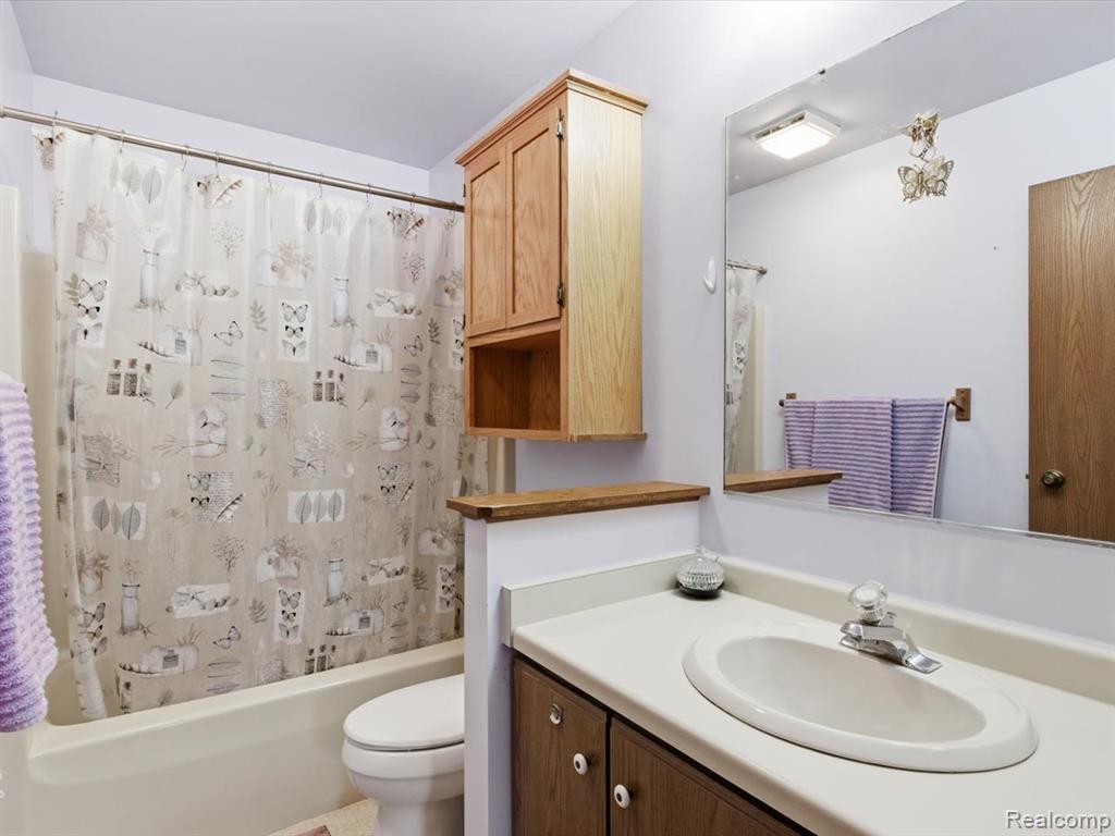 4008 Keewahdin, Fort Gratiot, MI 48059 — Photo 20
