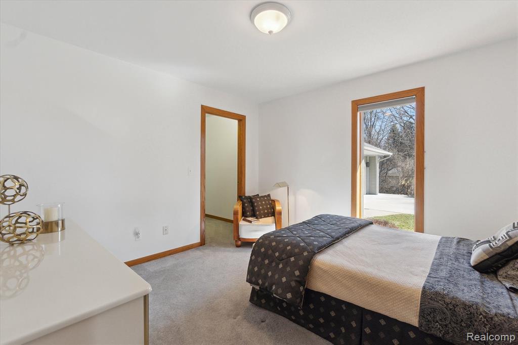 5074 CLARKSTON Road, Clarkston, MI 48348 — Photo 25