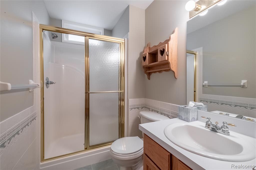 7352 Cross Creek Drive, Swartz Creek, MI 48473 — Photo 14