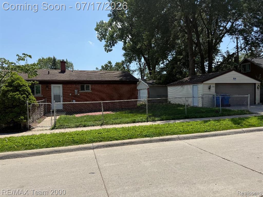 3912 S Gulley Road, Dearborn Heights, MI 48125 — Photo 11
