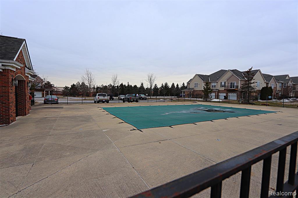 10139 Ridge Run Street, 9, Howell, MI 48855 — Photo 40