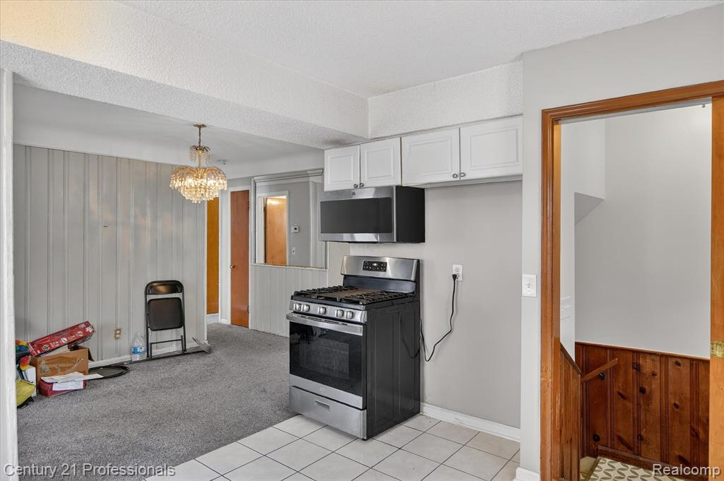 16786 Sprenger Avenue, Eastpointe, MI, 48021