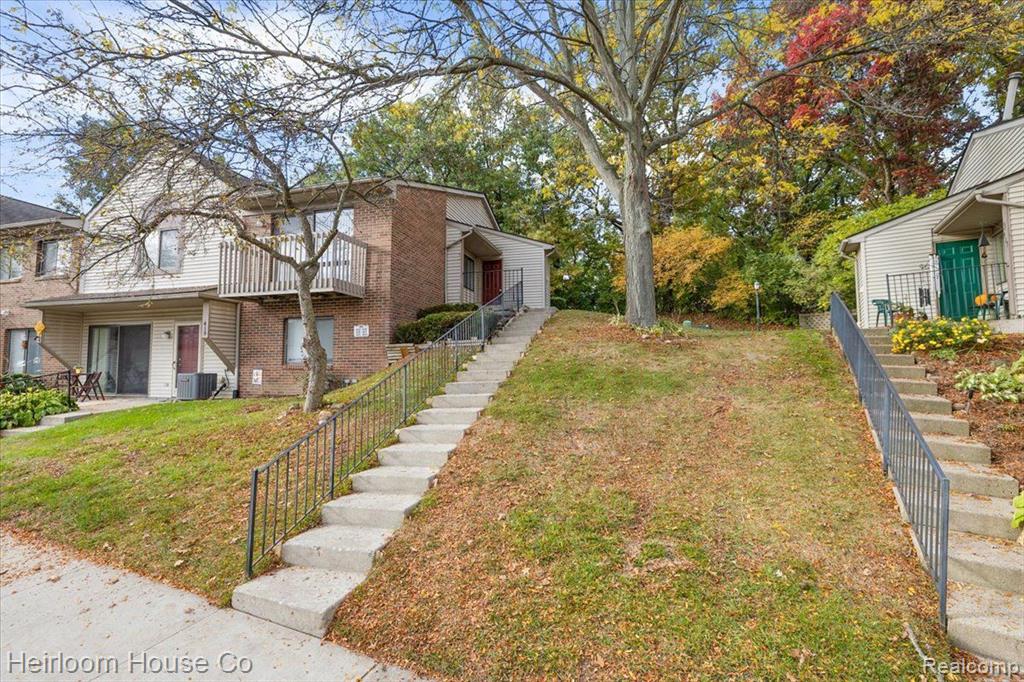 423 WATER TOWER Circle, 100, Brighton, MI 48116 — Photo 28