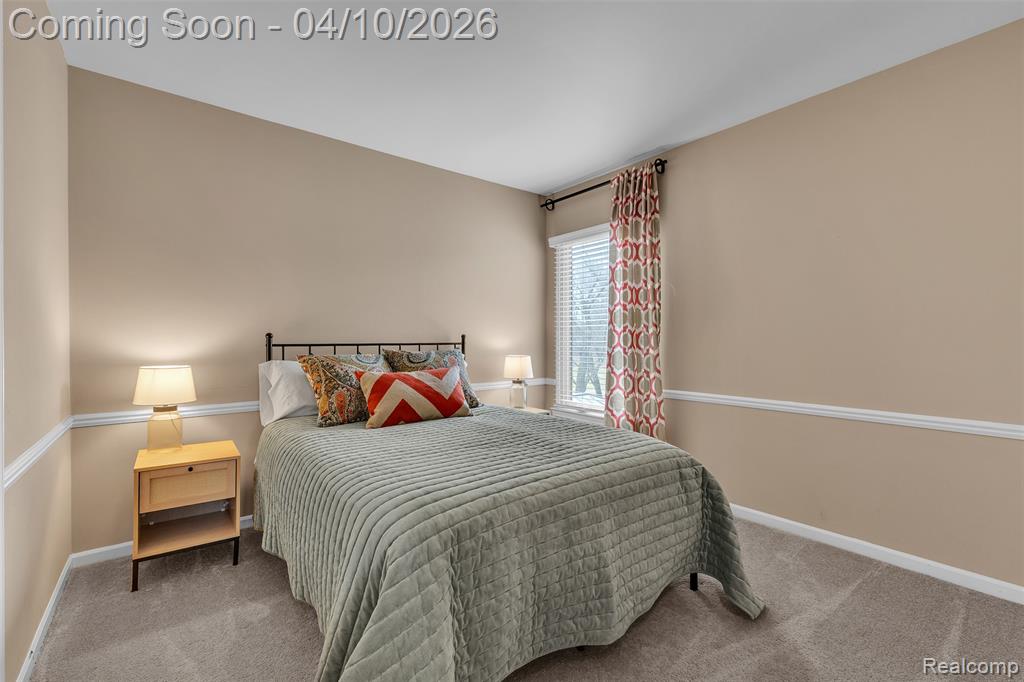 47105 Larchmont Drive, Canton, MI 48187 — Photo 35