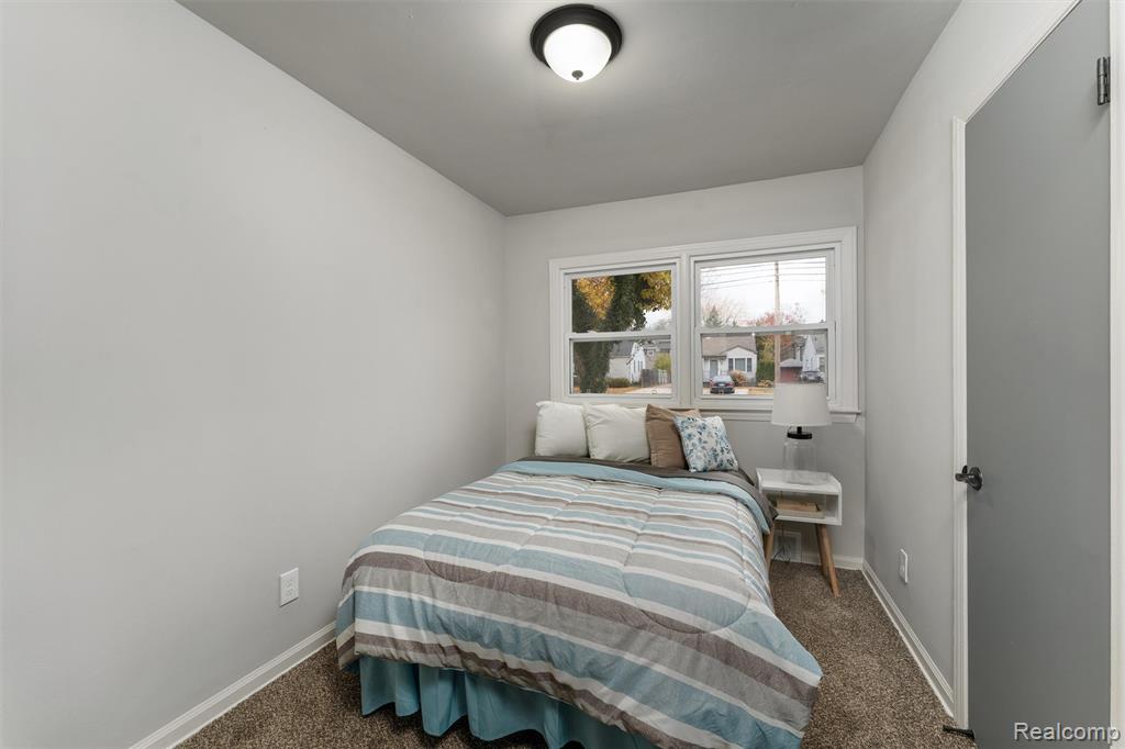 15751 W 14 Mile Road, Beverly Hills, MI 48025 — Photo 10