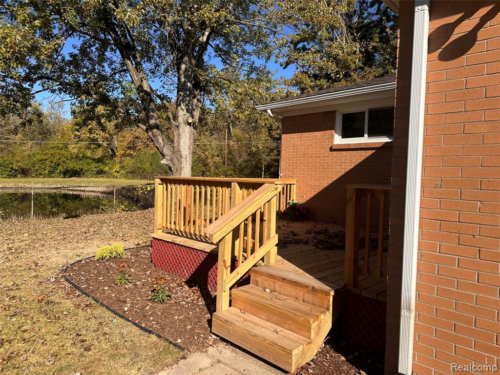 305 Angle Road, Lapeer, MI 48446 — Photo 22
