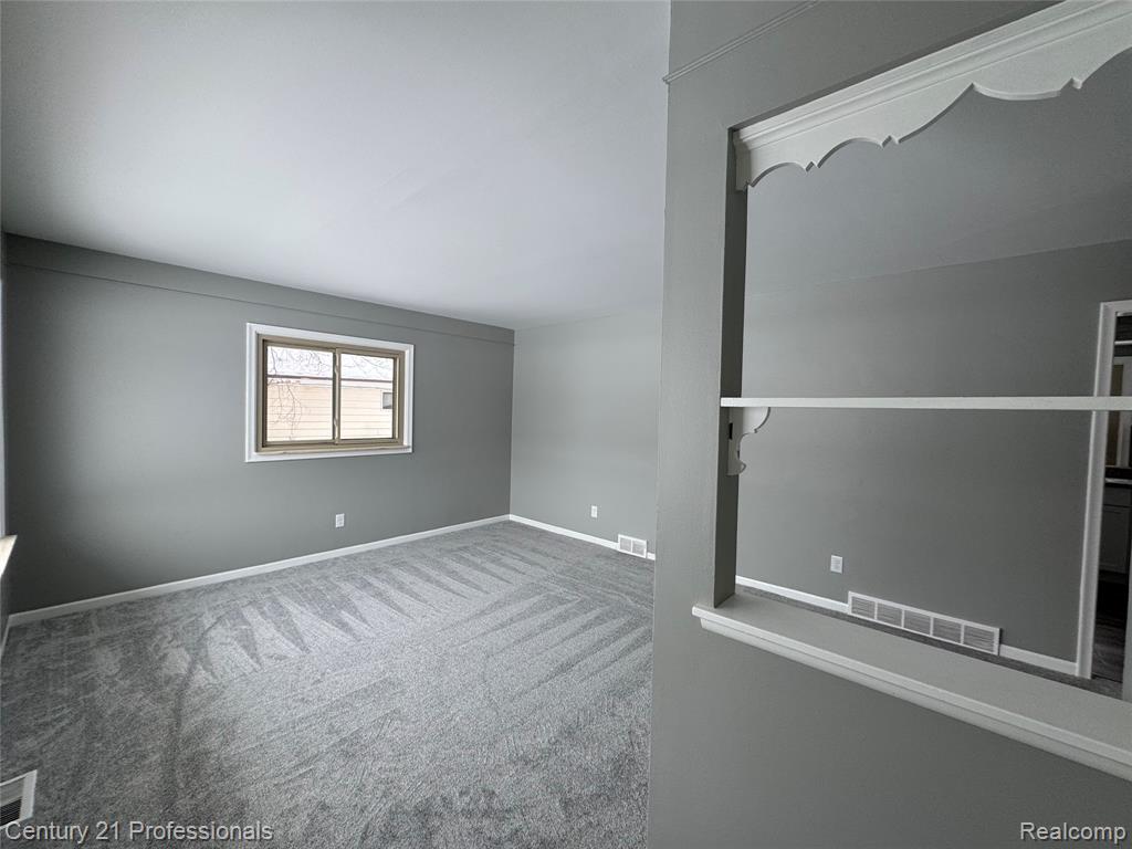 6327 Merriman Road, Garden City, MI — Photo 10