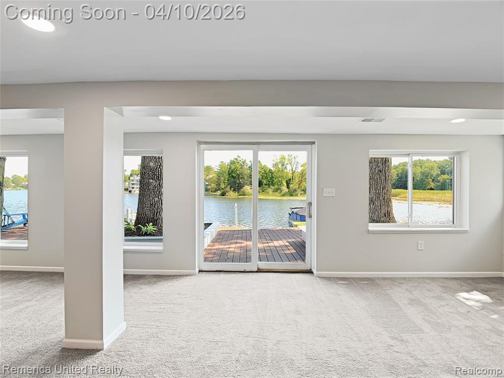16431 Oak Hill Drive, Fenton, MI 48430 — Photo 46