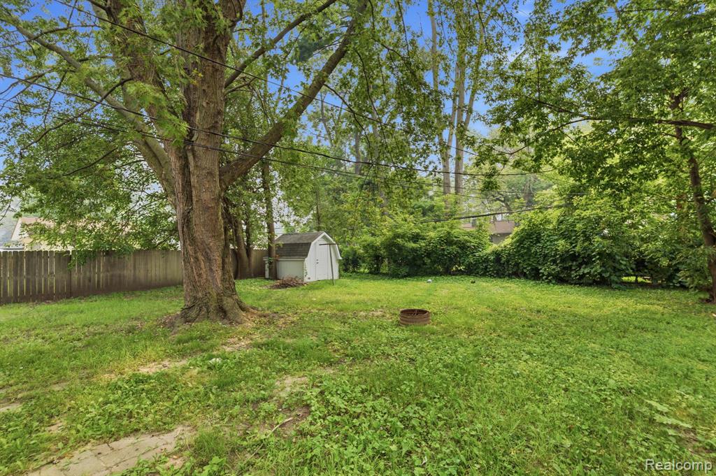 5852 Beech Daly Road, Taylor, MI 48180 — Photo 26