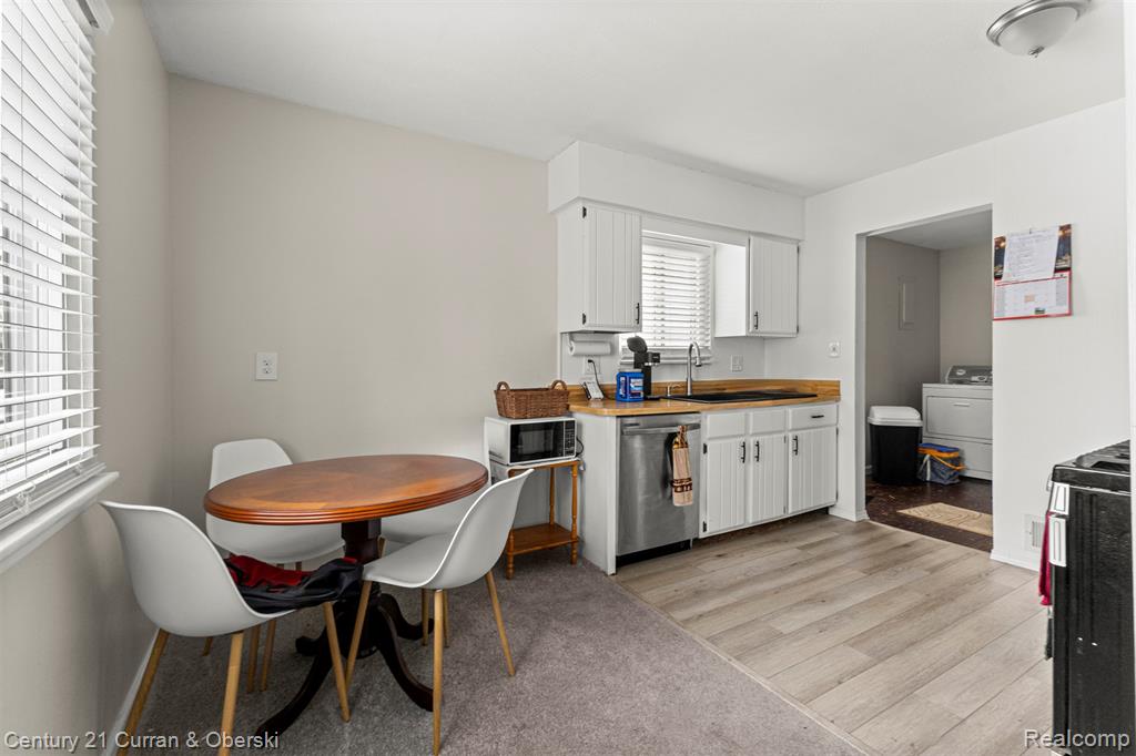 27423 Groveland Street, Madison Heights, MI 48071 — Photo 10