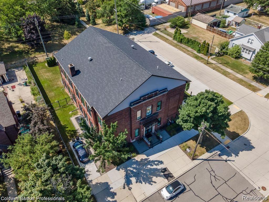 785 FOREST Street, Wyandotte, MI 48192 — Photo 3