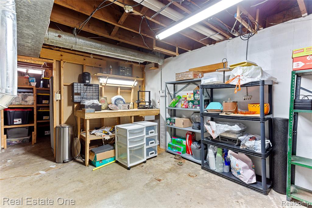 9864 Fox Avenue W, Allen Park, MI 48101 — Photo 27