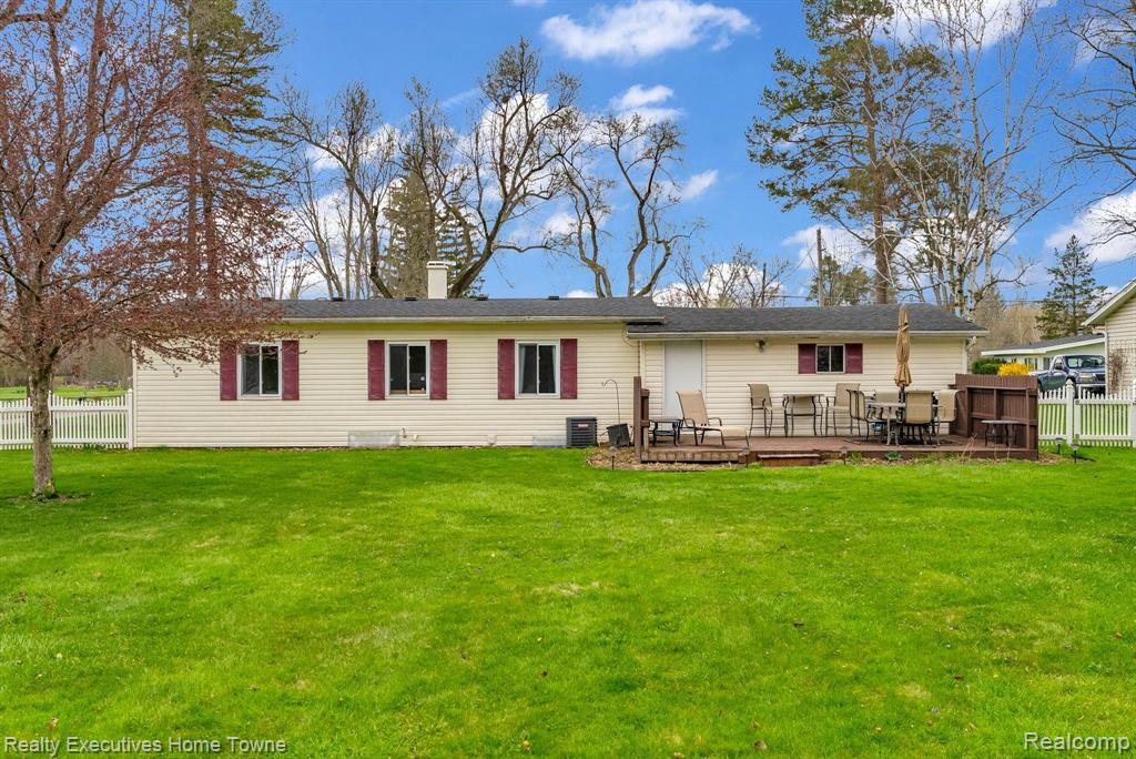 533 RUST PARK Drive, Grand Blanc, MI 48439 — Photo 32