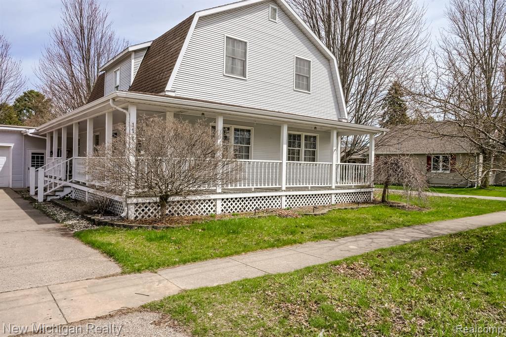 114 W 1st Street, Tawas City, MI 48763