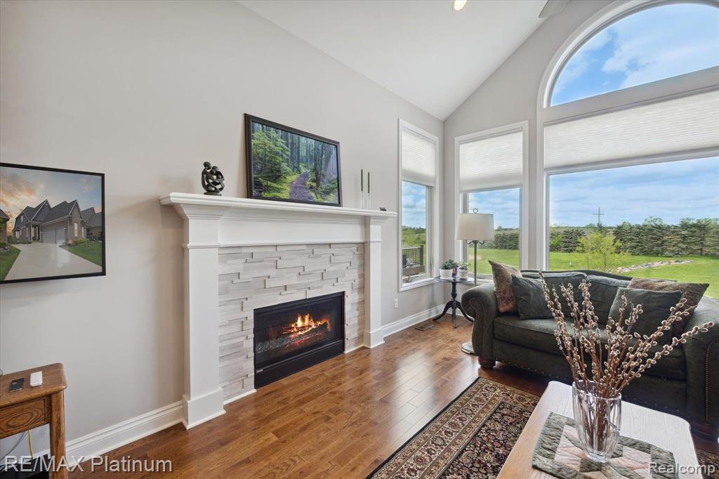 8280 Stoney Creek Drive, South Lyon, MI 48178 — Photo 8