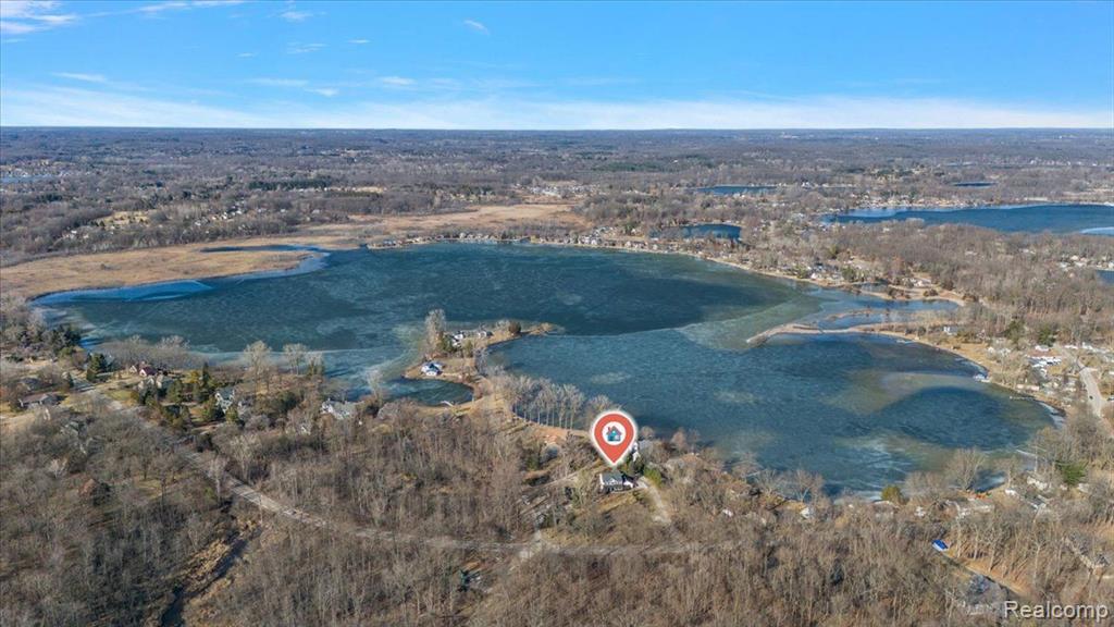 4351 CORDLEY LAKE Road, Pinckney, MI 48169 — Photo 40