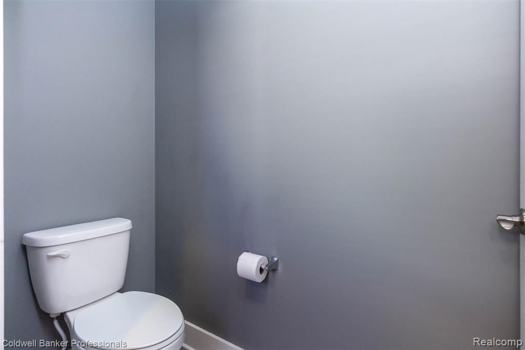 50047 Norfolk Court, Canton, MI 48188 — Photo 24