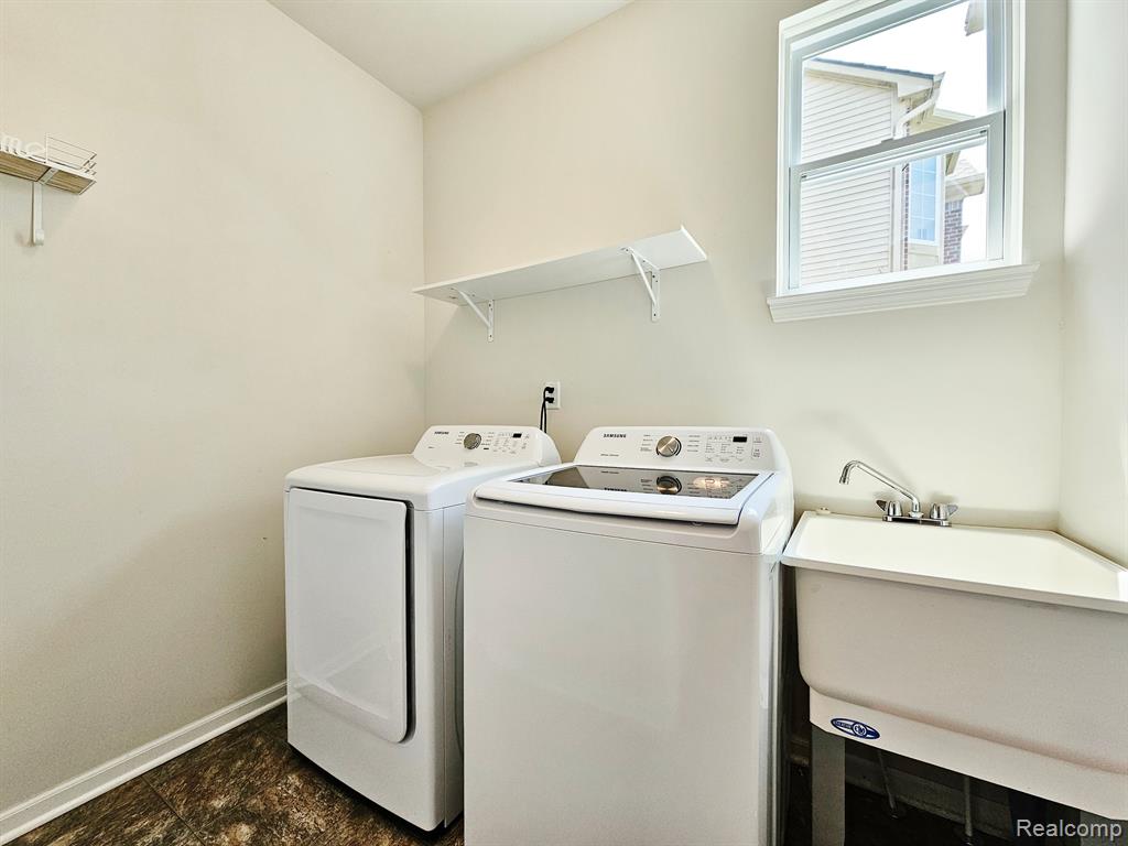 13401 STAMFORD Road, Belleville, MI 48111 — Photo 17