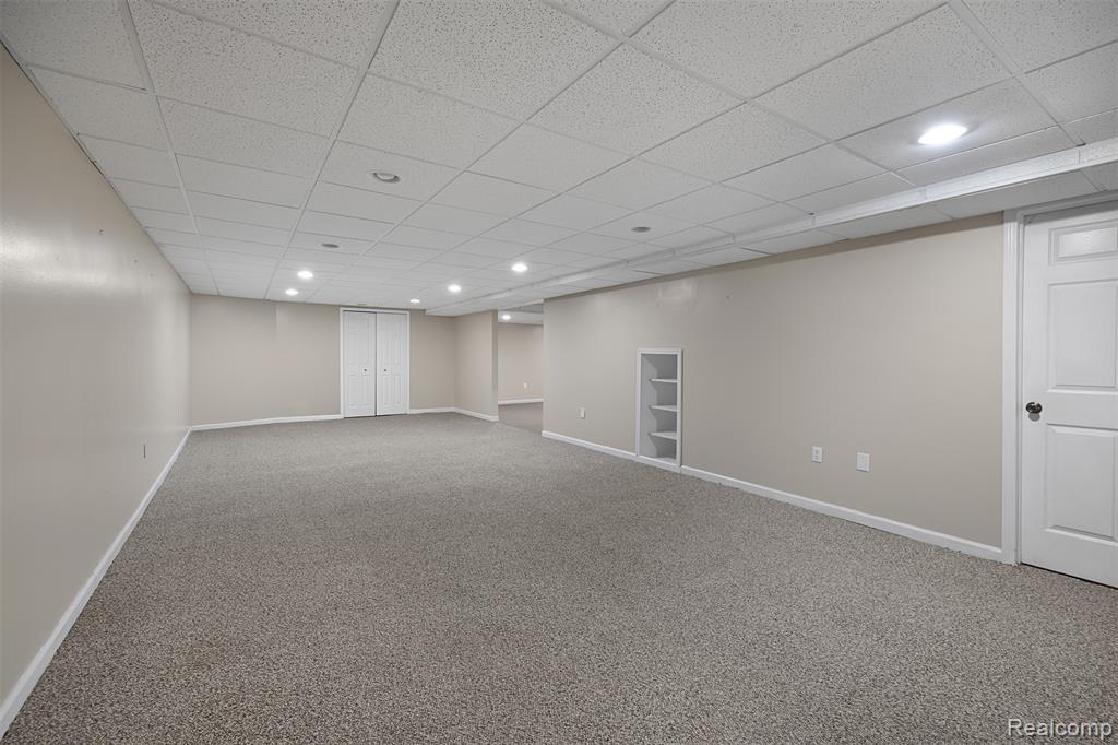 8830 Voigt Avenue, Grosse Ile, MI 48138 — Photo 34
