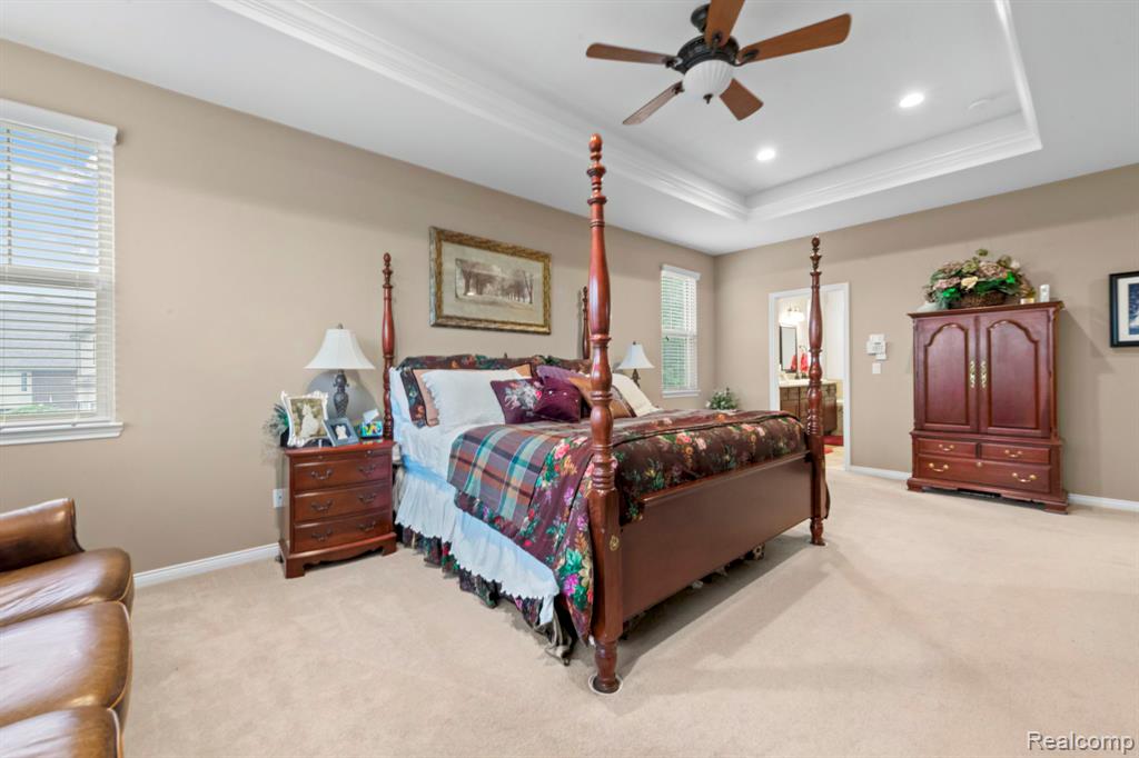 56555 Hartley Drive W, Shelby Twp, MI 48316 — Photo 38