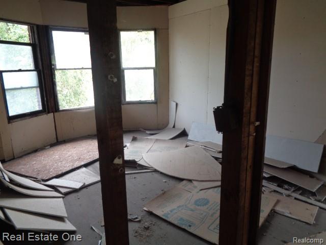 9005 N Martindale Street, Detroit, MI 48204 — Photo 21