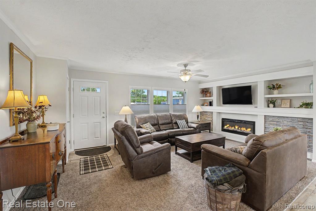 6435 Prince Blvd, Fenton, MI 48430 — Photo 6
