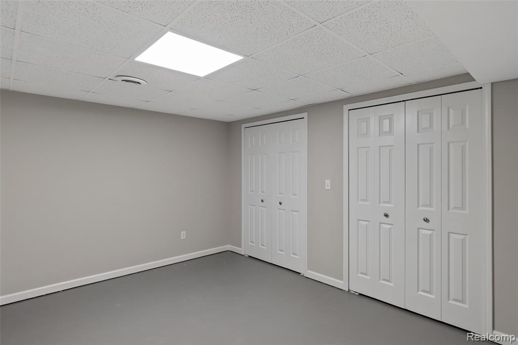 8732 Elizabeth Lake Road, White Lake, MI — Photo 29