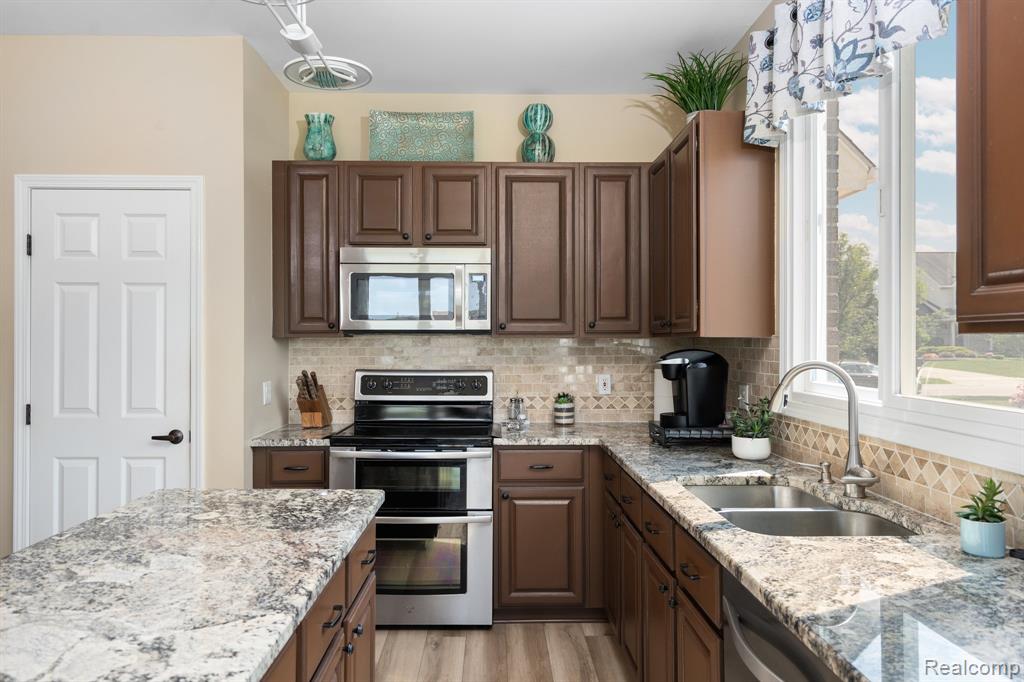 45482 Muirfield Drive, Canton, MI 48188 — Photo 64