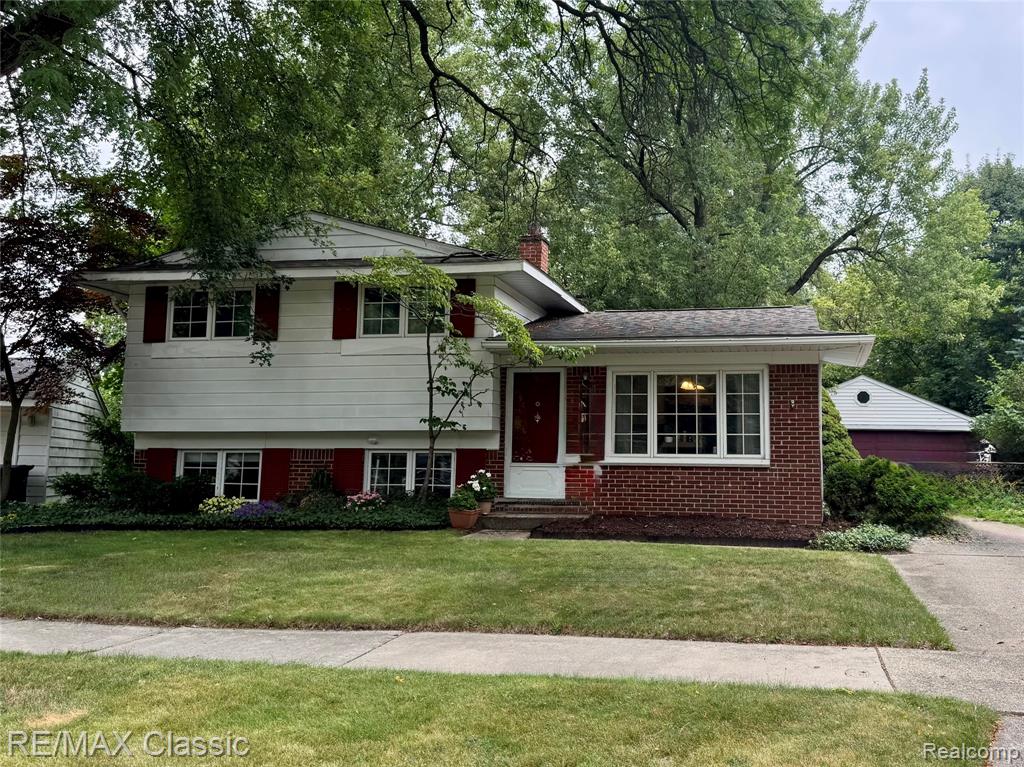 350 Burroughs Street, Plymouth, MI 48170
